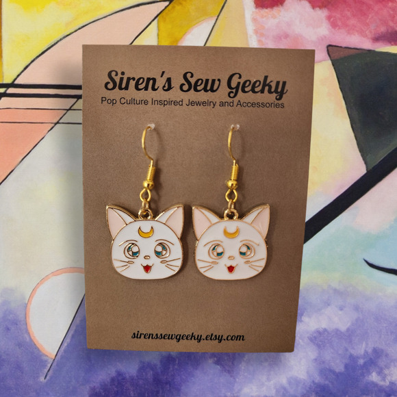 Sailor Moon Cats Artemis Lunar Guardian Earrings - Picture 2 of 2